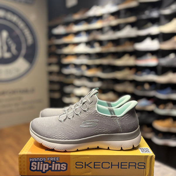 Women's Skechers Slip-ins: Summits - Dream Chaser