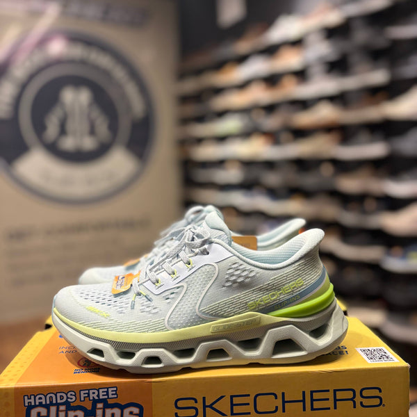 Women's Skechers Glide-Step Altus - Adrenaline Rush — Light Blue/Mint