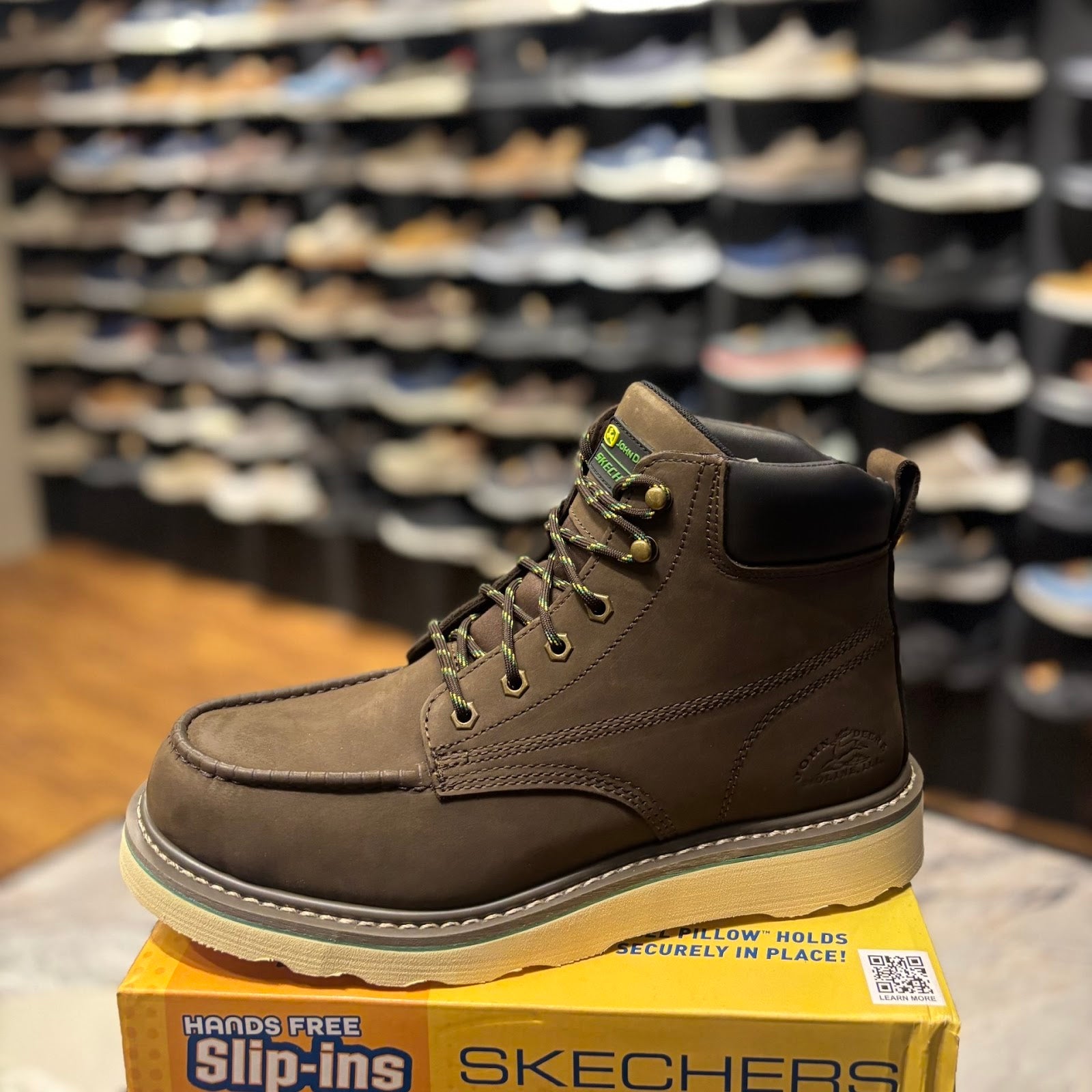 Skechers 256019 - Chocolate - Size 44.0