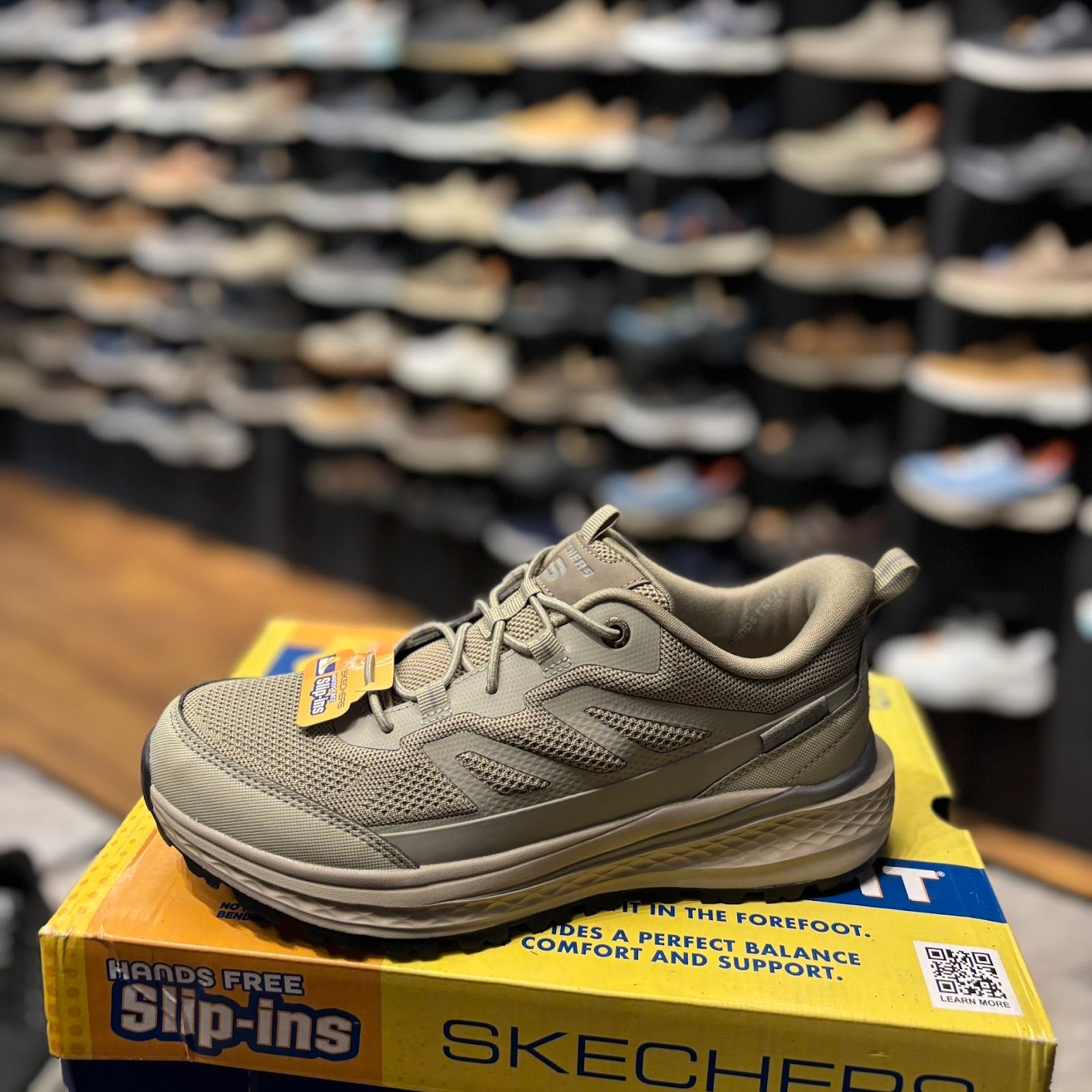 Men's Skechers Slade Ultra - Raddix