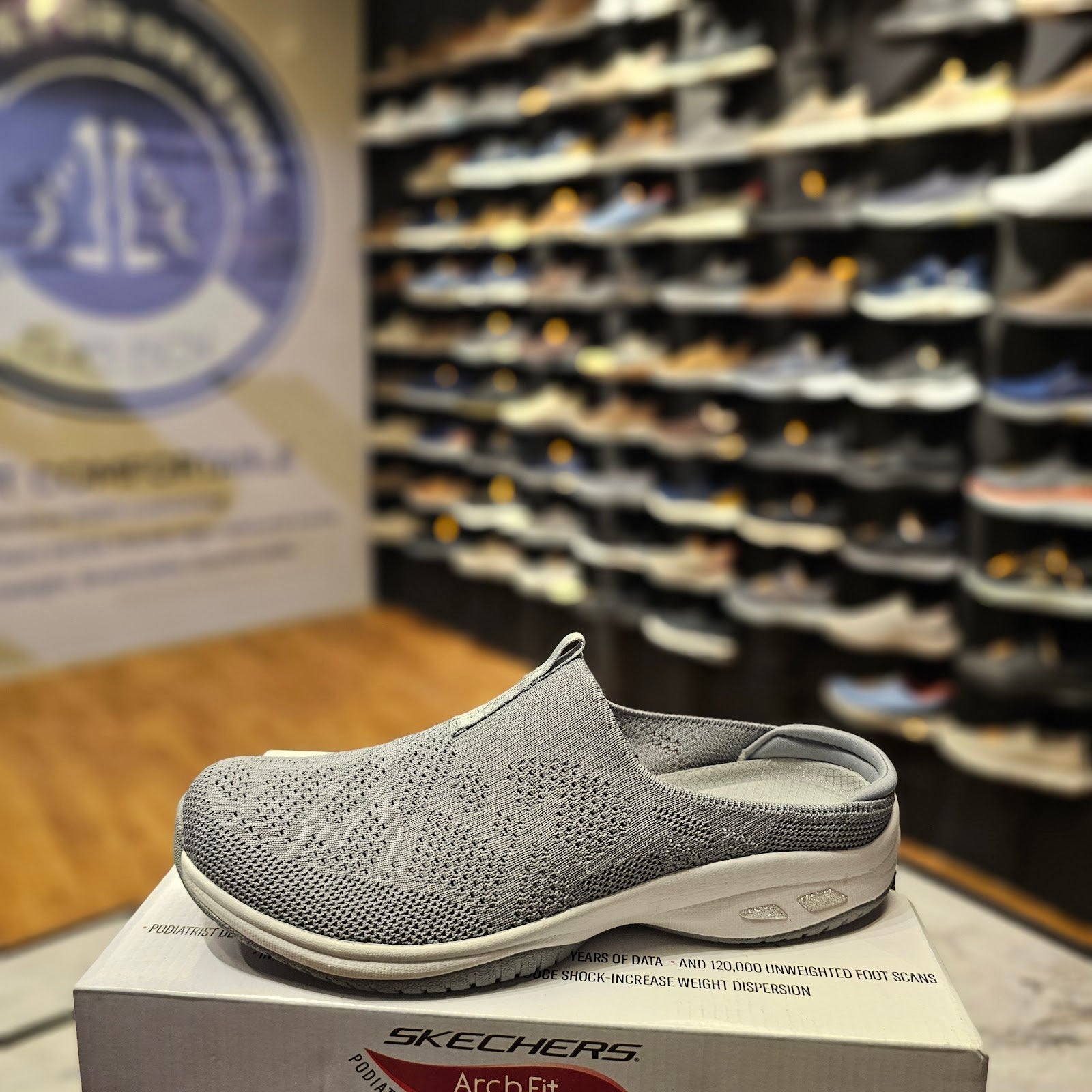 Skechers 100656 - Gray - Size 39.0