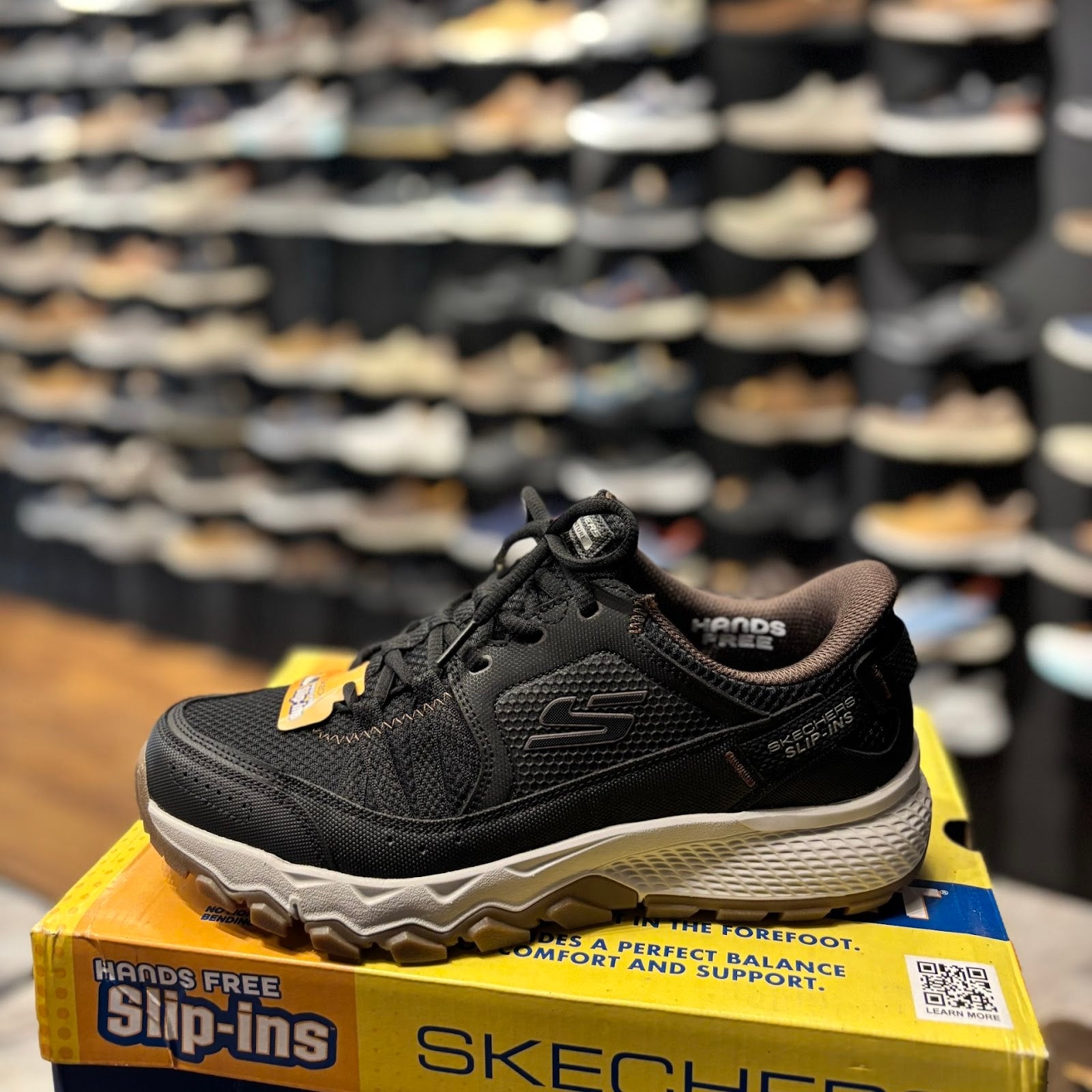 Skechers 237634 - Black/Brown - Size 42.0