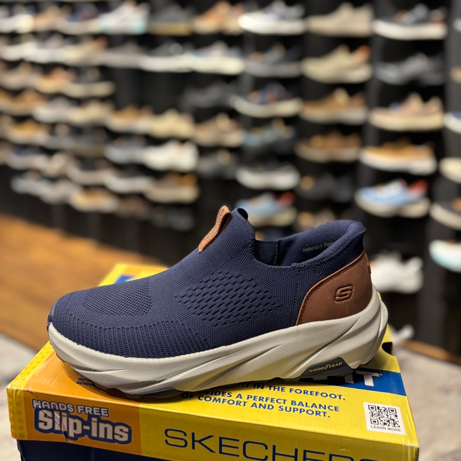 Skechers 211145 - Navy - Size 46.0