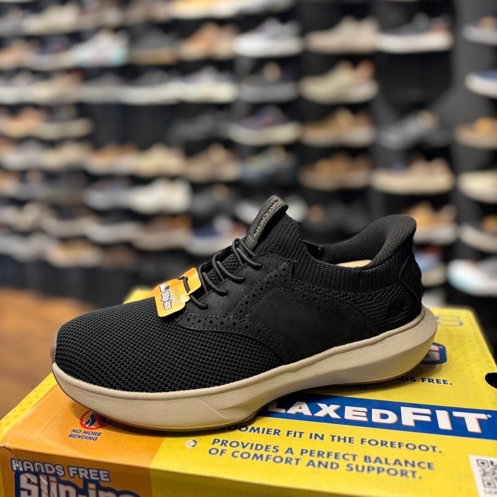 Skechers 205537 - Black - Size 45.0