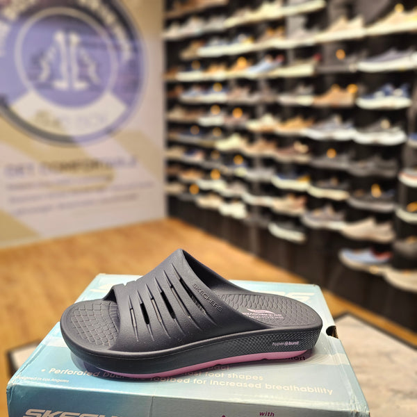 Skechers 141706-NVY - مقاس 37 - حريمي