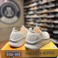 Women's Skechers D'Lux Walker - Let it Glow