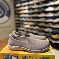 Women's Skechers On-the-Go Flex Radiant - Sloane