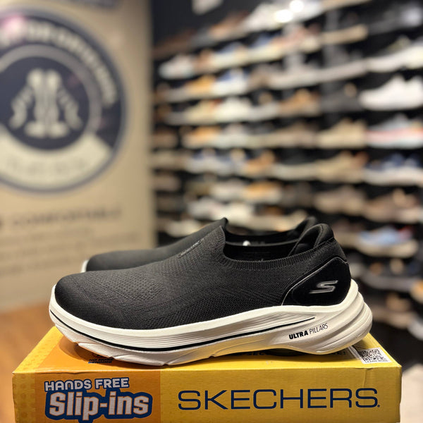 Women's Skechers GO WALK 8 - ALEENA — Black / White
