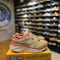 Women's Skechers Relaxed Fit: D'Lux Walker 2.0 - Active Pace