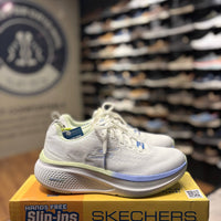 Women's Skechers GO RUN Elevate 2.0