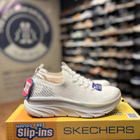 Women's Skechers D'Lux Walker - Let it Glow
