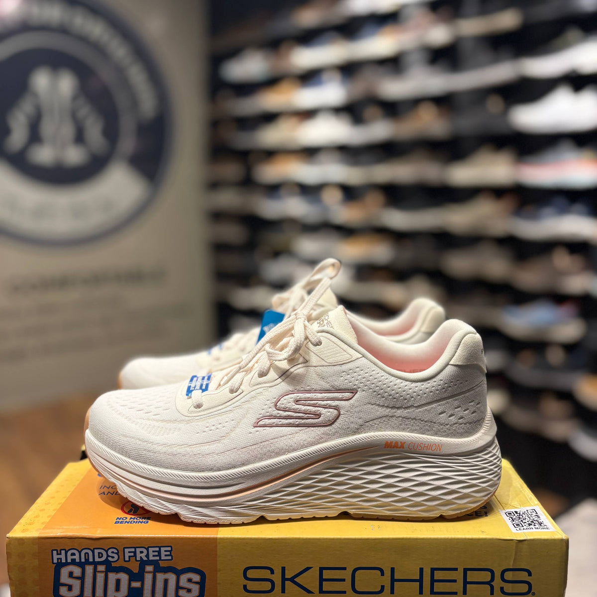 Women's Skechers Max Cushioning Elite 2.0 - Crestmore
