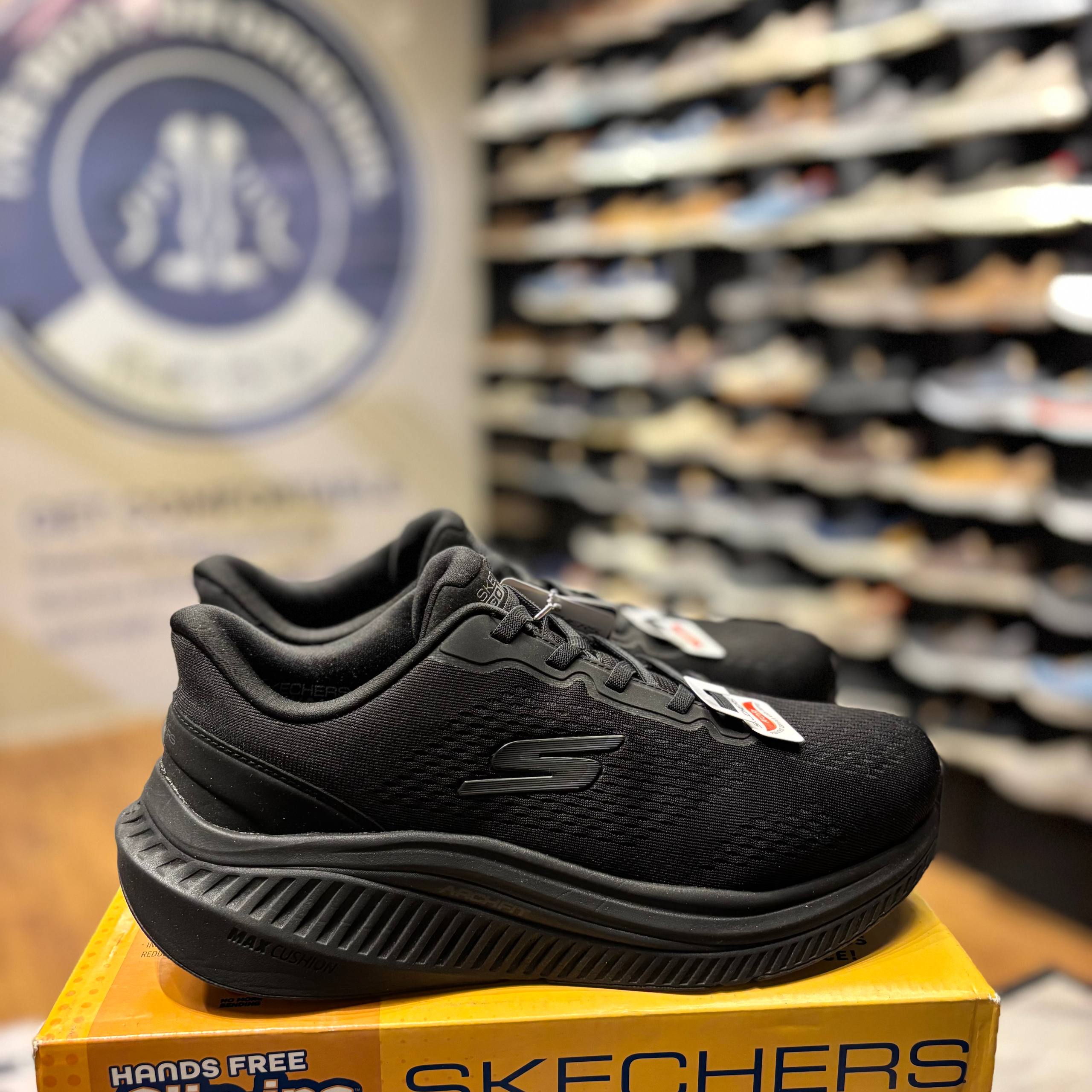 Men's Skechers GO WALK Max Cushioning Arch Fit - Jonah