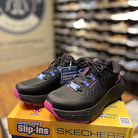 Women's Skechers GO RUN Supersonic Max AT