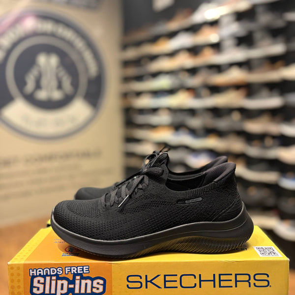 Women's Skechers Ultra Flex 4.0 — Black