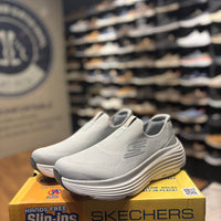Women's Skechers Max Cushioning Endeavour - Sarasota