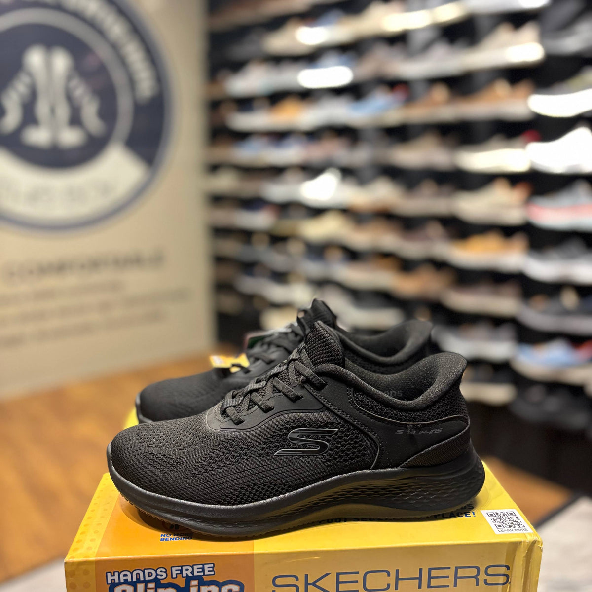 Women's Skechers Skech-Lite Pro 2.0 - Everyday Pace