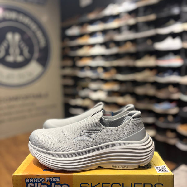 Women's Skechers Max Cushioning Endeavour - Sarasota — Gray