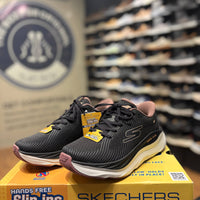 Women's Skechers Hands-Free Slip-ins: Max Cushioning - Max Run / Echoridge