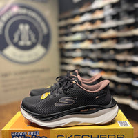 Women's Skechers Hands-Free Slip-ins: Max Cushioning - Max Run / Echoridge