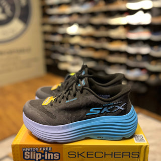 Women's Skechers Slip-ins: Max Cushioning Endeavour - Hallandale