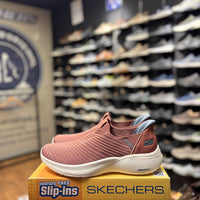 Women's Skechers Slip-ins: BOBS Infinity - Daily Vision