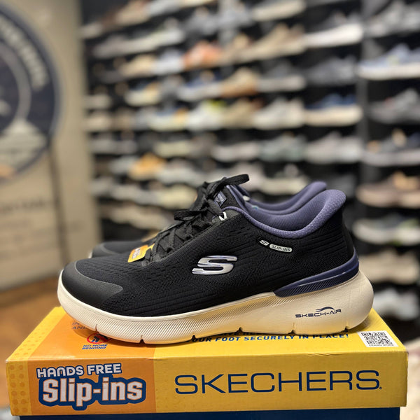 Women's Skechers Slip-Ins: Skech-Air Dynamight 2.0 - Upward Shift — Black/Navy