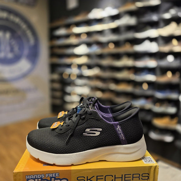 Women's Skechers Dynamight 2.0 — Black / purple