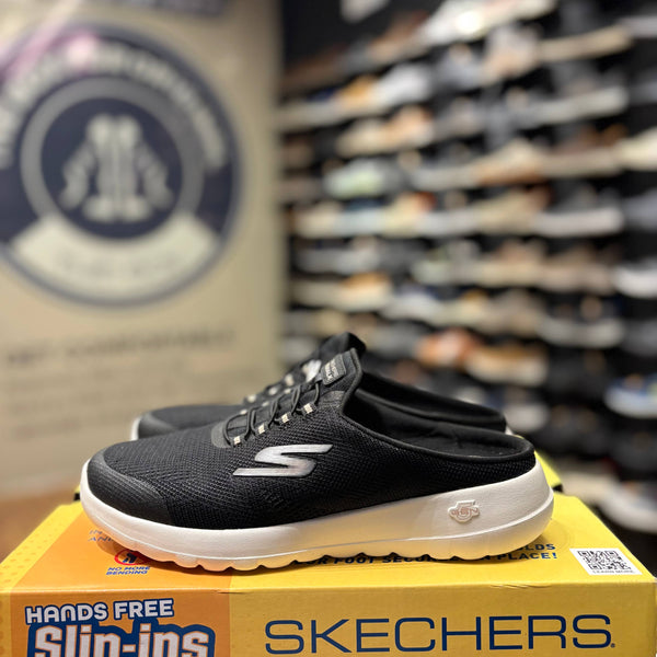Women's Skechers GOwalk Joy - Janay — Black/Rose Gold